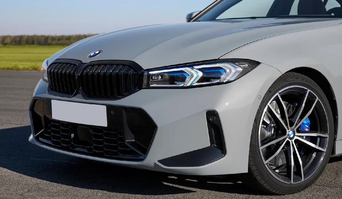 BMW - 3 Series 330i Sport - Best Car Rentals - Best Preowned Car - Exclusive Concierge Club.webp